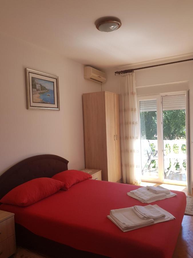 Sobe I Apartmani Marovic Petrovac المظهر الخارجي الصورة