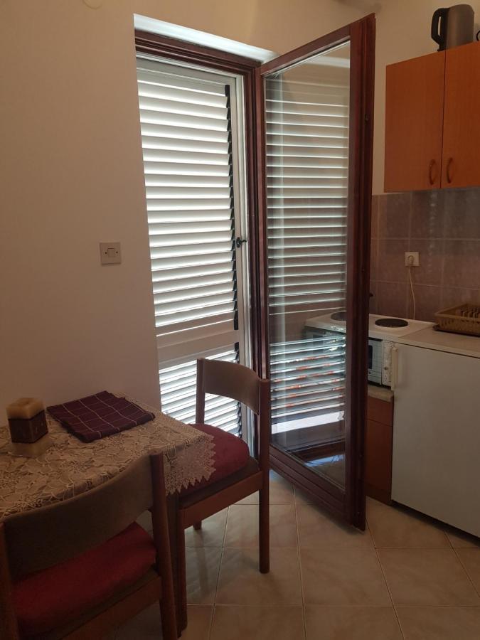 Sobe I Apartmani Marovic Petrovac المظهر الخارجي الصورة