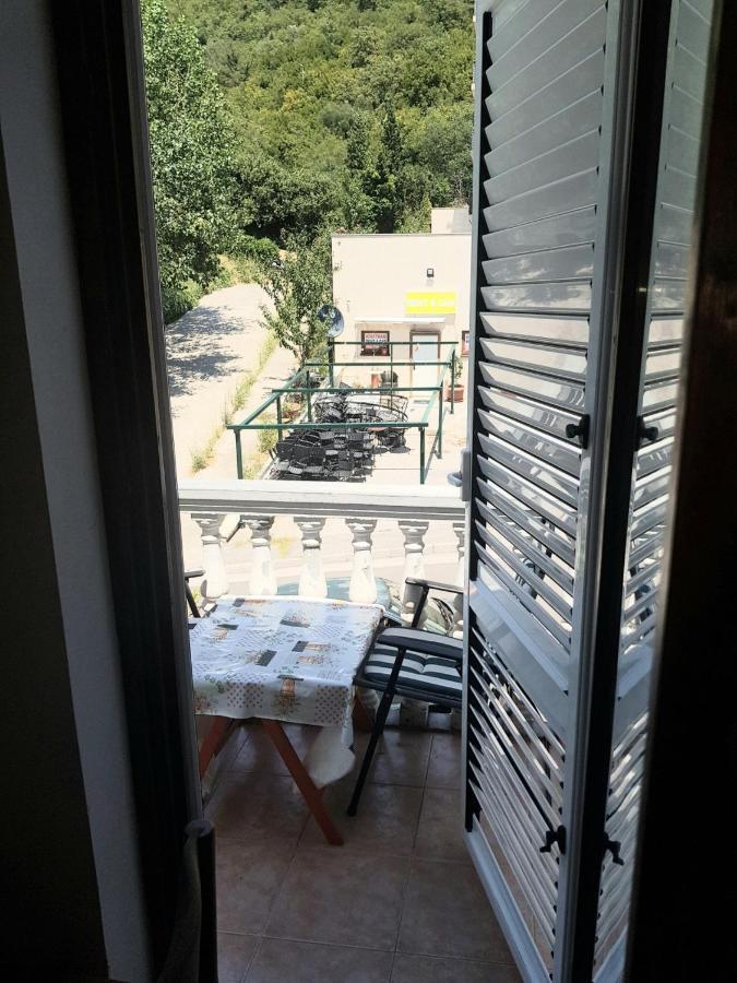 Sobe I Apartmani Marovic Petrovac المظهر الخارجي الصورة