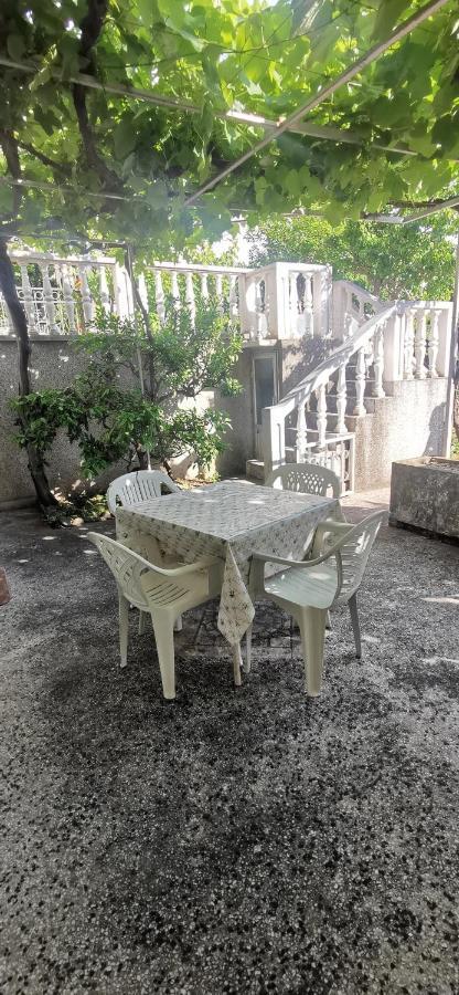 Sobe I Apartmani Marovic Petrovac المظهر الخارجي الصورة