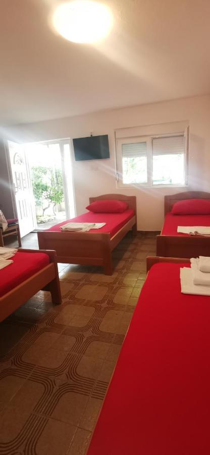 Sobe I Apartmani Marovic Petrovac المظهر الخارجي الصورة