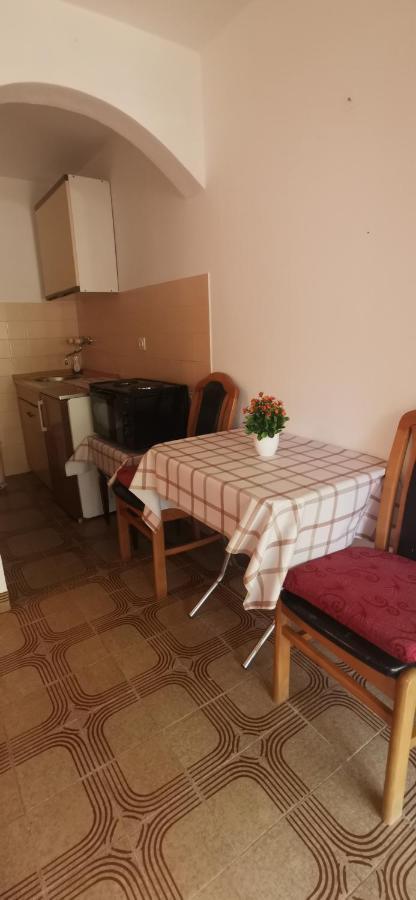 Sobe I Apartmani Marovic Petrovac المظهر الخارجي الصورة